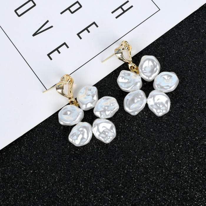 Flower Pearl Earrings