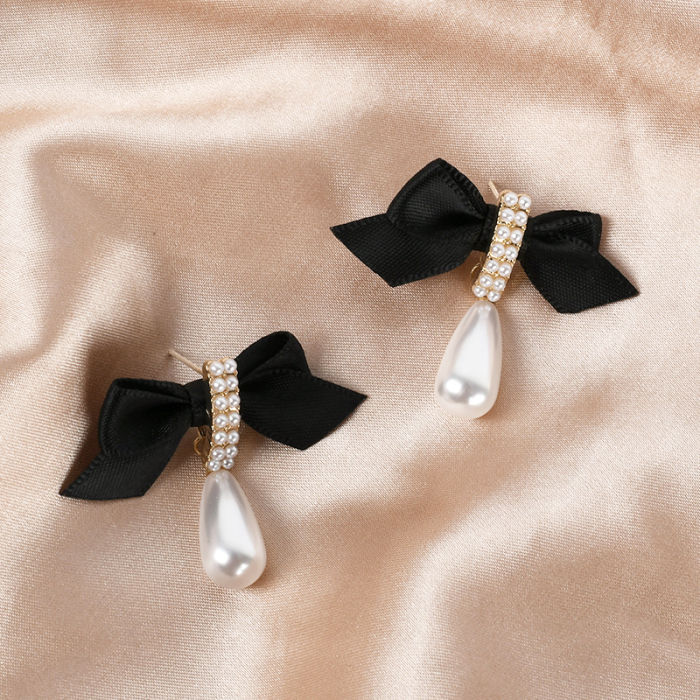 Pearl Drop Bow Earrings