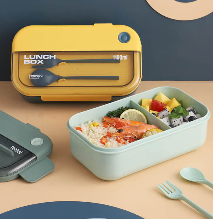 Rectangular Plastic Divided Bento Box with Cutlery 37 oz