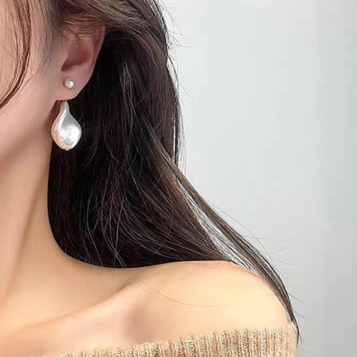 Pearl Drop Earrings