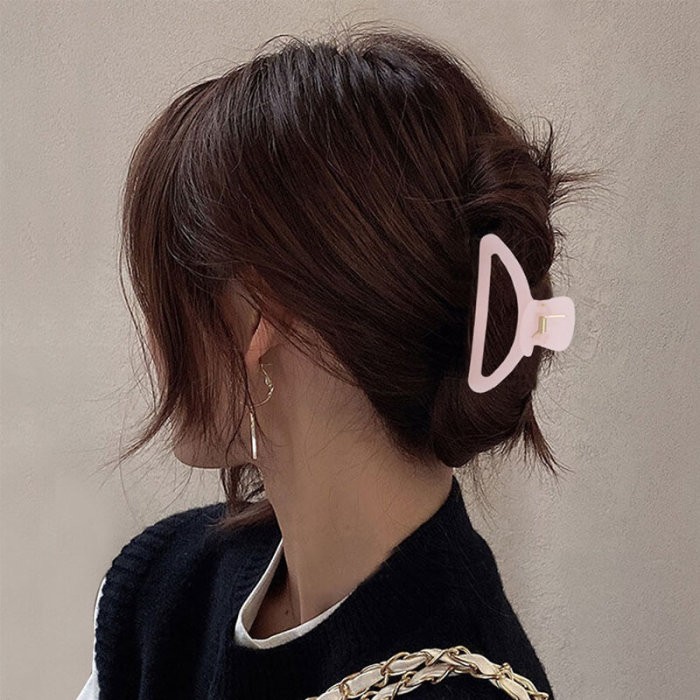 Matte Shell-Shaped Hair Claw Clip