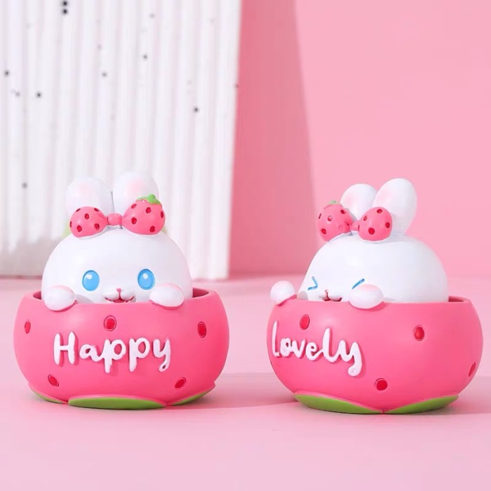 Resin Bobblehead Strawberry Rabbit Figurine Car Decoration
